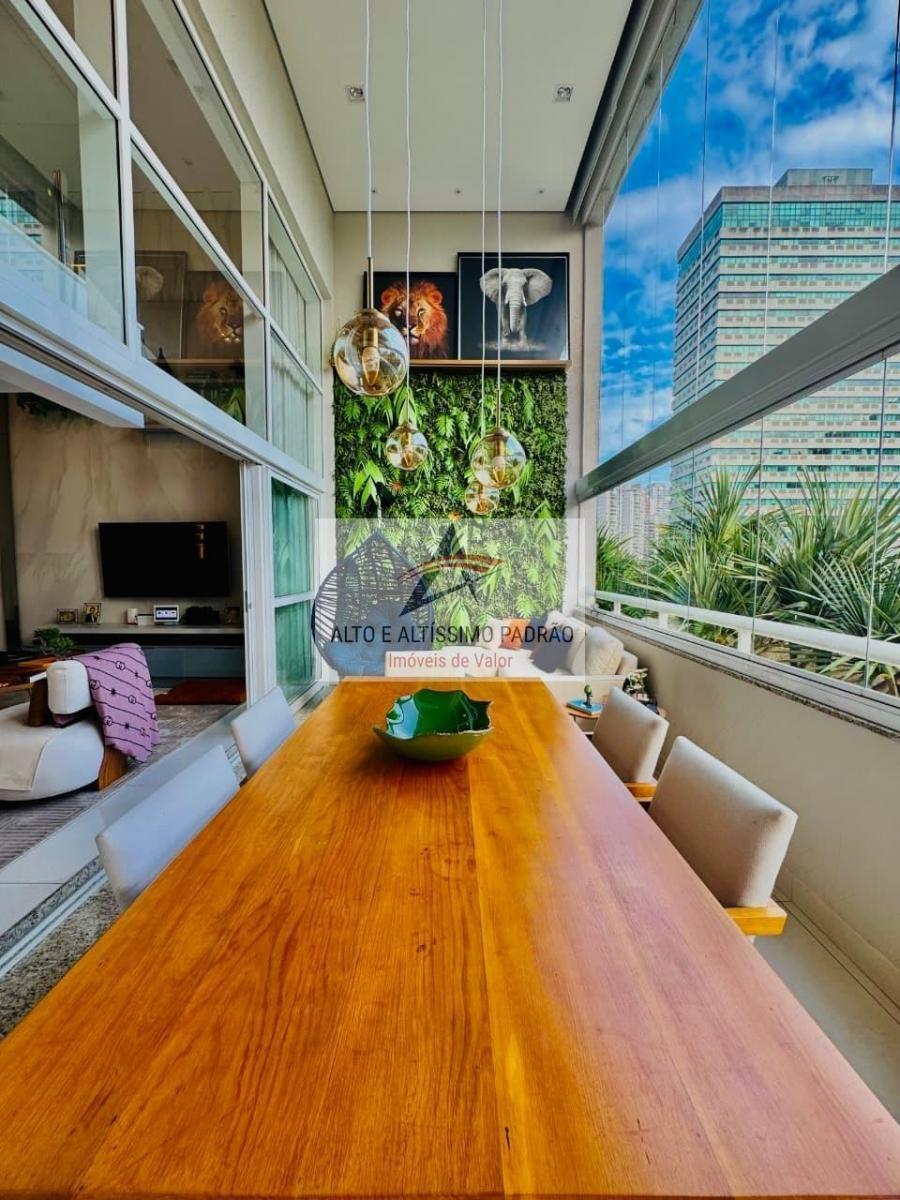 Apartamento com 3 suítes 4 vagas a venda no Morumbi