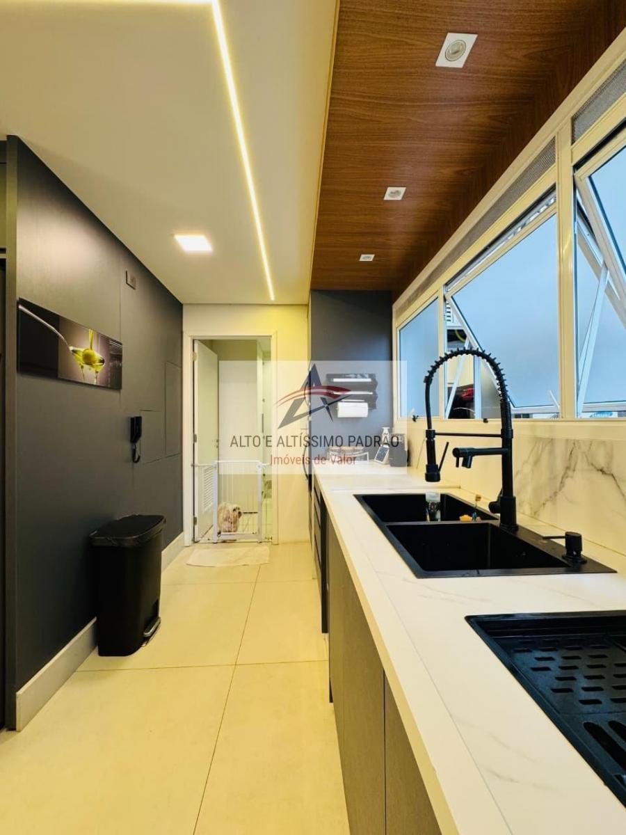 Apartamento com 3 suítes 4 vagas a venda no Morumbi