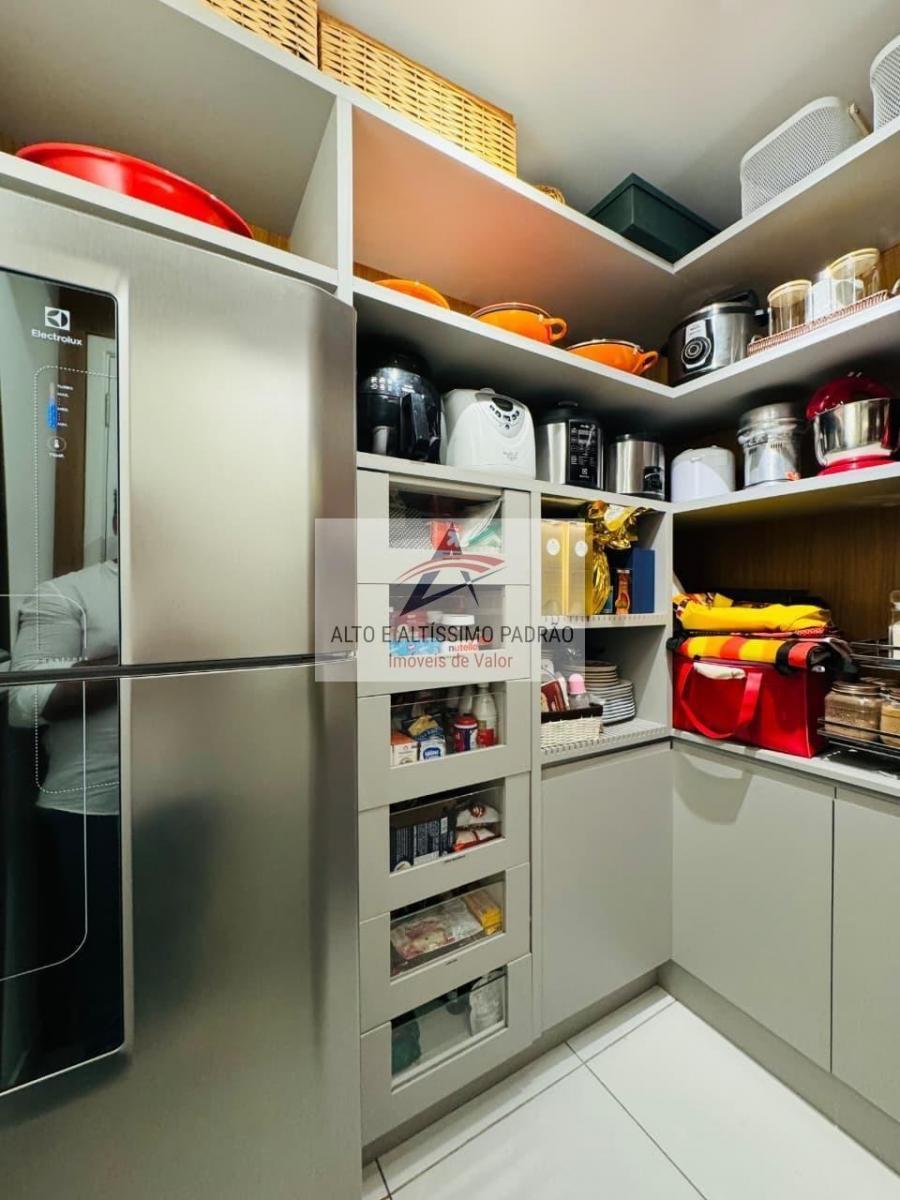 Apartamento com 3 suítes 4 vagas a venda no Morumbi