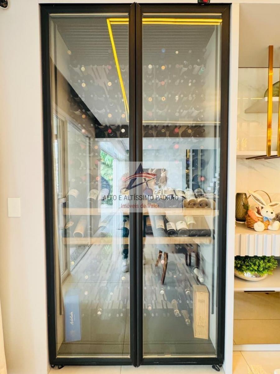 Apartamento com 3 suítes 4 vagas a venda no Morumbi