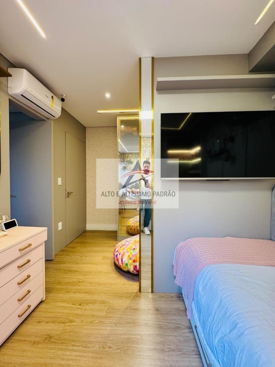 Apartamento com 3 suítes 4 vagas a venda no Morumbi