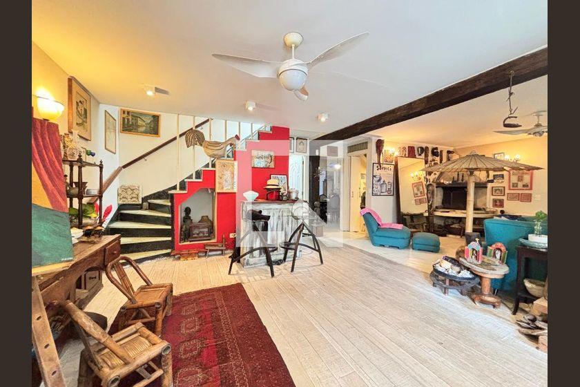 Casa à Venda – Vila Olímpia, 4 Quartos, 400 m² – São Paulo