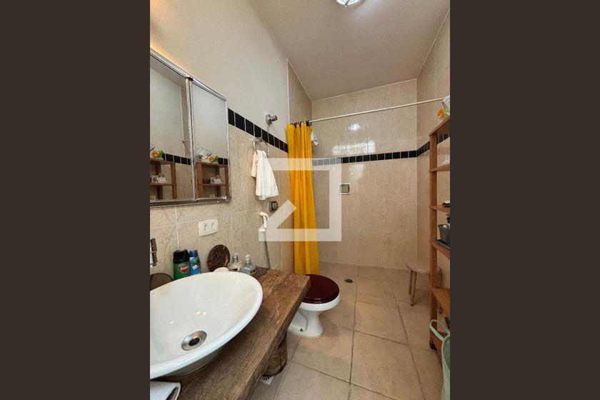 Casa à Venda – Vila Olímpia, 4 Quartos, 400 m² – São Paulo