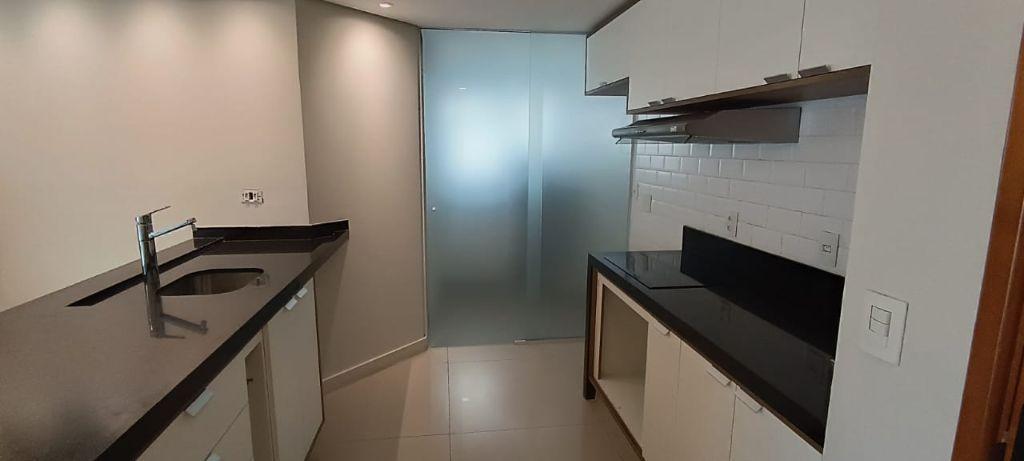 Maravilhosa Cobertura a venda na Vila Sao Francisco, Sao Paulo