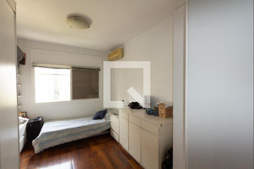 Apartamento à Venda – Itaim Bibi, 4 Quartos, 226 m² – São Paulo