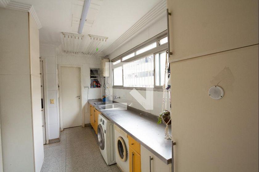 Apartamento à Venda – Itaim Bibi, 4 Quartos, 226 m² – São Paulo