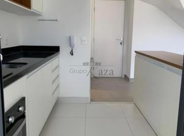 Apartamento Duplex – Vila Madalena – 2 Suítes – 79m².