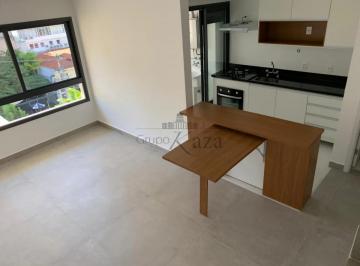 Apartamento Duplex – Vila Madalena – 2 Suítes – 79m².