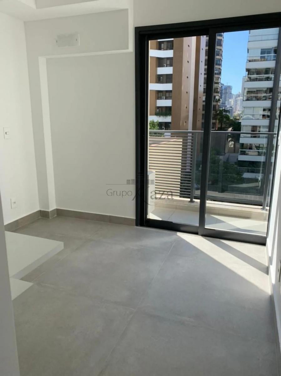 Apartamento Duplex – Vila Madalena – 2 Suítes – 79m².