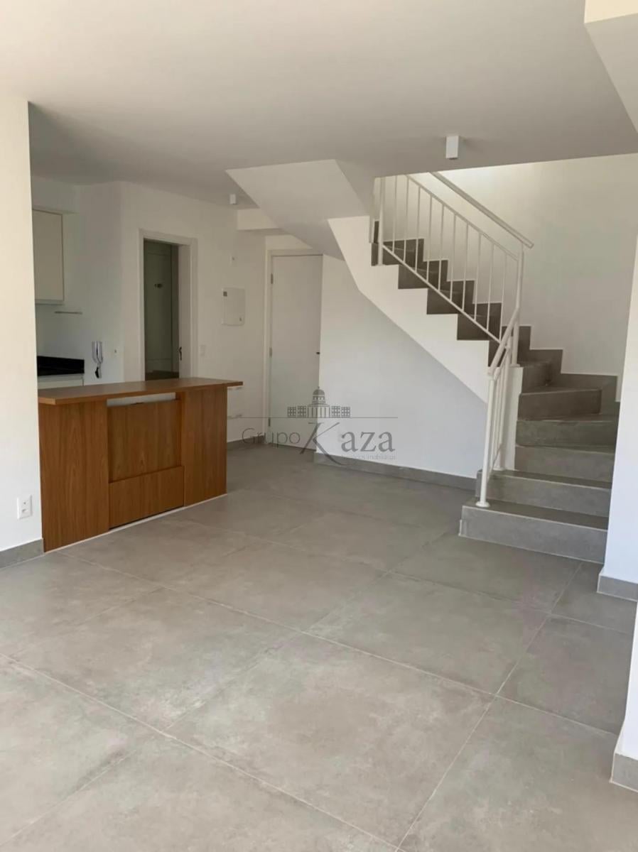 Apartamento Duplex – Vila Madalena – 2 Suítes – 79m².