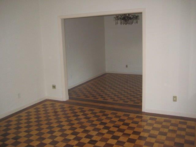 Agradável apartamento tipo para locação em Jardim Paulista com 3 quartos, sendo 1 suíte, 160m² – rem
