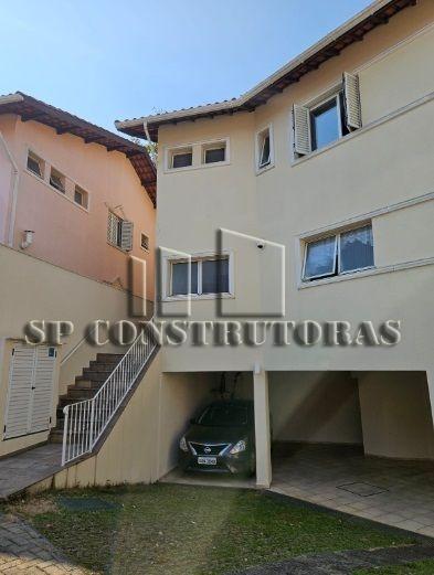Cond. Villa Borghese – 3 Dorms – 2 Suites – 3 Vagas Garagem – Ambientes Amplos – OPORTUNIDADE!!!