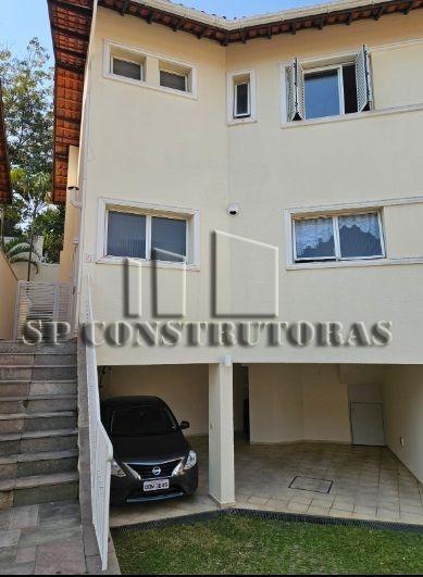 Cond. Villa Borghese – 3 Dorms – 2 Suites – 3 Vagas Garagem – Ambientes Amplos – OPORTUNIDADE!!!