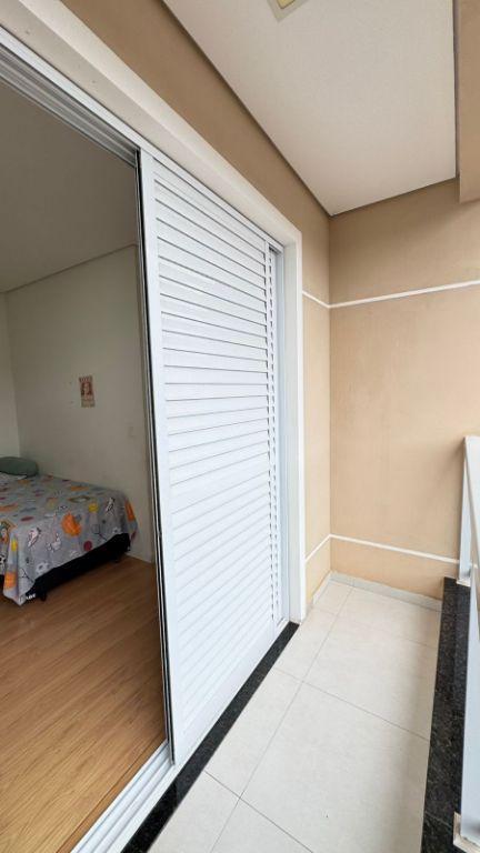 Sobrado de alto padrao com 4 suites no Parque Continental, Sao Paulo