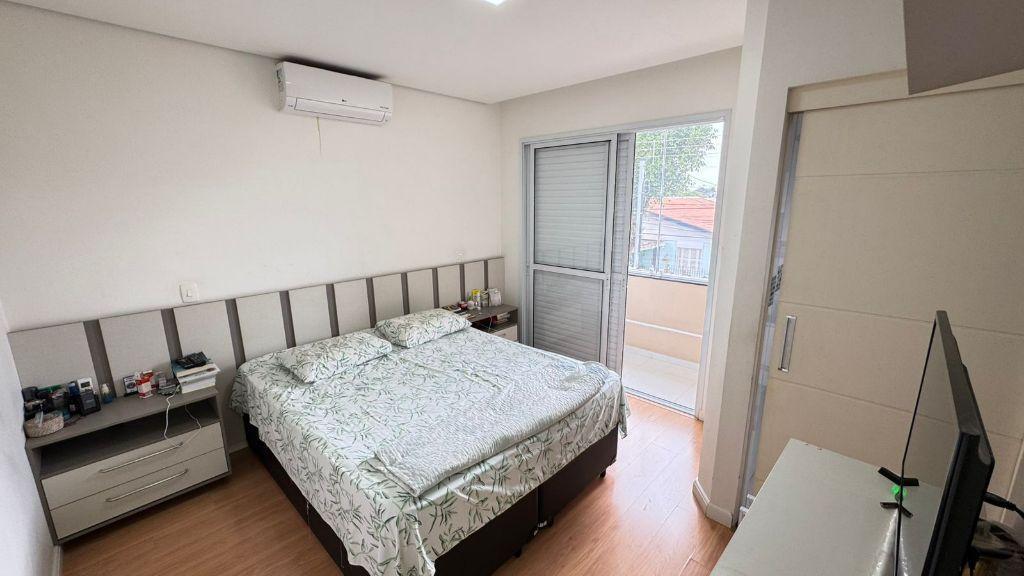 Sobrado de alto padrao com 4 suites no Parque Continental, Sao Paulo