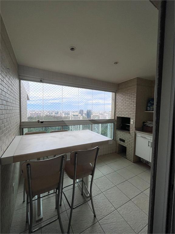 Apartamento com 4 quartos à venda em Jardim Morumbi – SP
