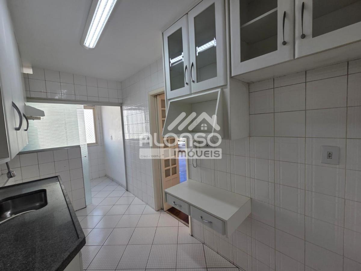 APARTAMENTO 3 QUARTOS, SUÍTE E SACADA – LOCAÇÃO