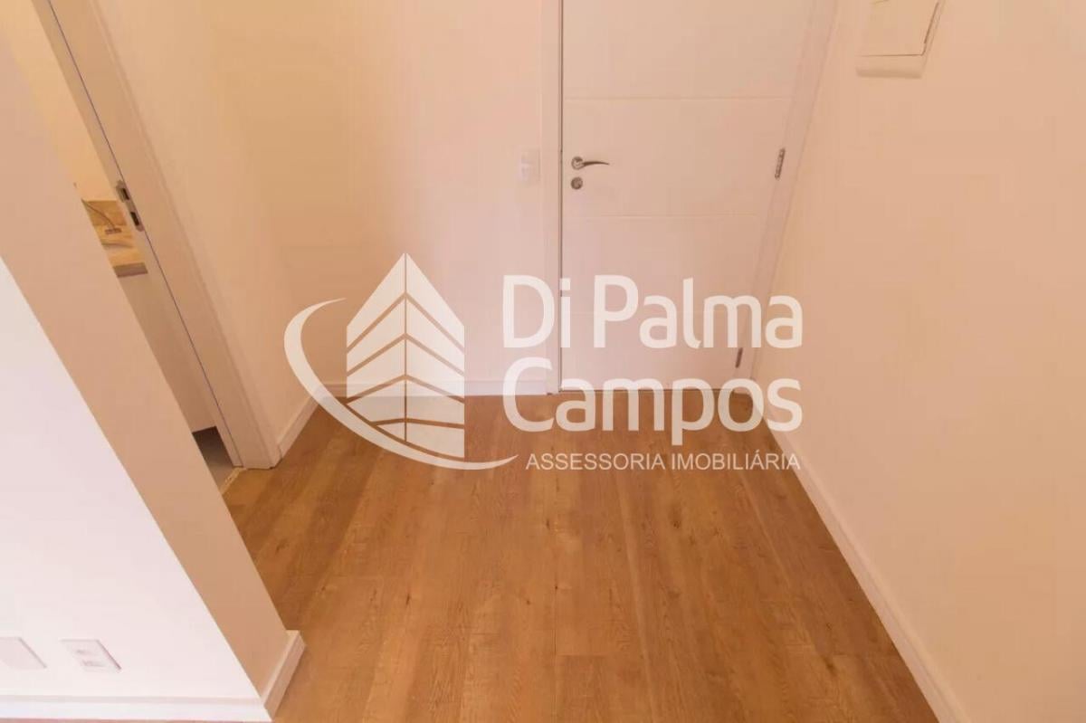 Apartamento com 1 quarto e varanda, a poucos minutos do metrô, no bairro Ipiranga
