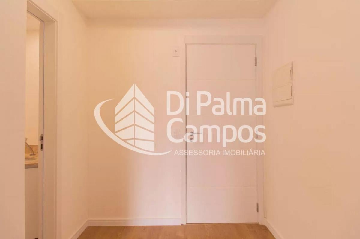 Apartamento com 1 quarto e varanda, a poucos minutos do metrô, no bairro Ipiranga