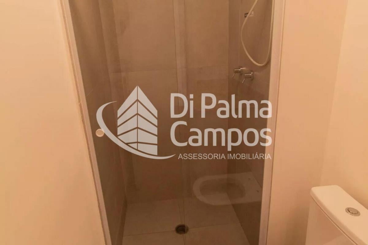 Apartamento com 1 quarto e varanda, a poucos minutos do metrô, no bairro Ipiranga