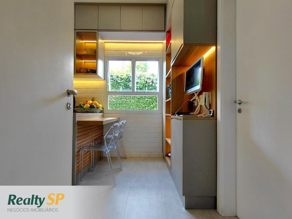 CASA 237m² EM COND. FECHADO / 3 SUÍTES / 3 SALAS / PISCINA / CHURRASQ. / 3 VAGAS