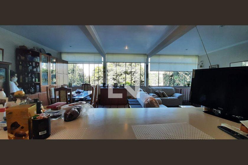 Casa à Venda – Pacaembu, 5 Quartos, 510 m² – São Paulo