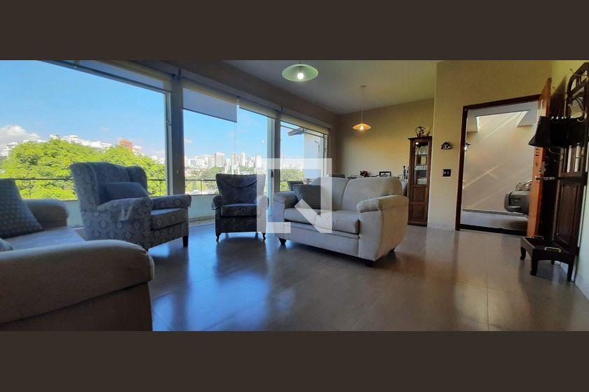 Casa à Venda – Pacaembu, 5 Quartos, 510 m² – São Paulo