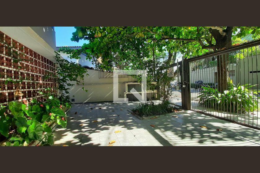 Casa à Venda – Pacaembu, 5 Quartos, 510 m² – São Paulo
