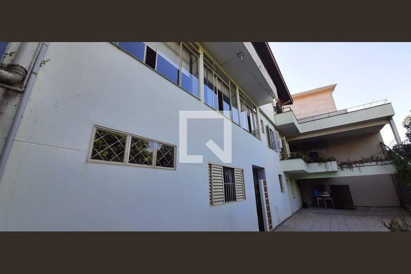 Casa à Venda – Pacaembu, 5 Quartos, 510 m² – São Paulo