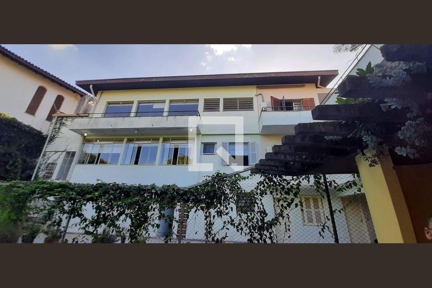 Casa à Venda – Pacaembu, 5 Quartos, 510 m² – São Paulo