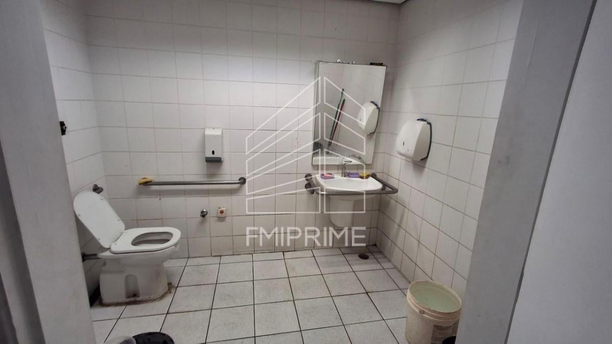 LAPA -GALPÃO COMERCIAL DE 1.450 M2 DE ÁREA CONSTRUÍDA NA LAPA.