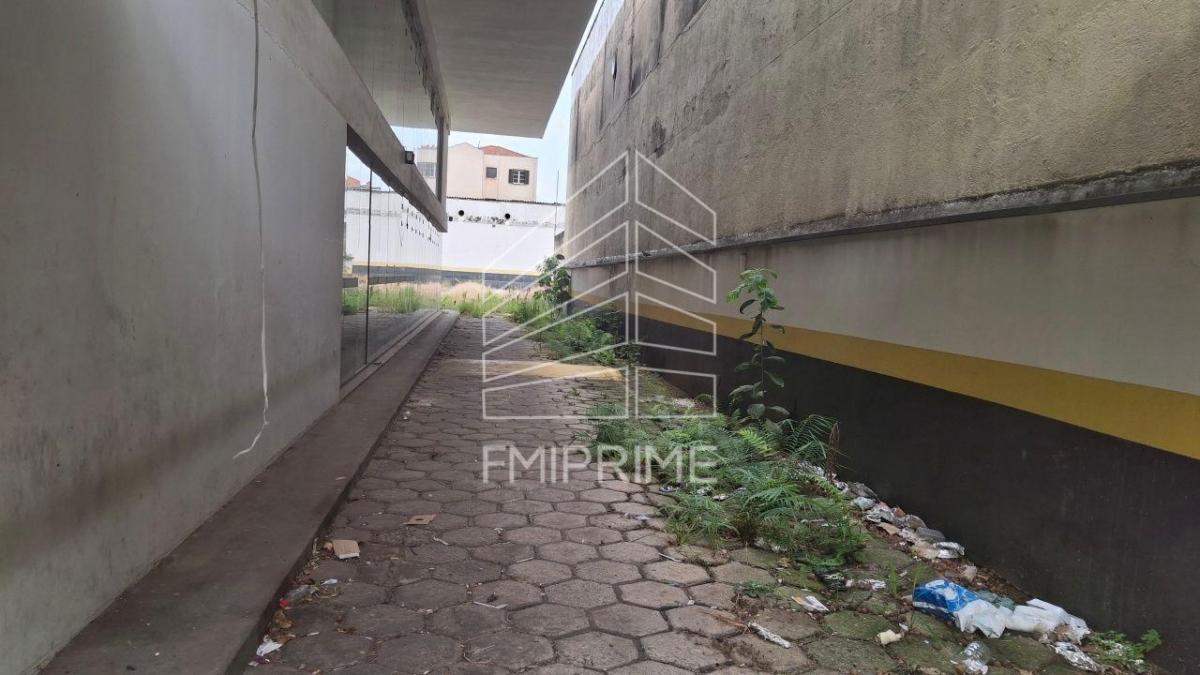 LAPA -GALPÃO COMERCIAL DE 1.450 M2 DE ÁREA CONSTRUÍDA NA LAPA.