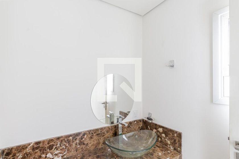 Apartamento à Venda – Moema, 3 Quartos, 240 m² – São Paulo