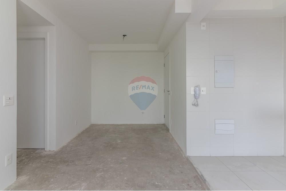 Apartamento à Venda – Rua Vergueiro, a apenas 650m do Metrô Santos-Imigrantes