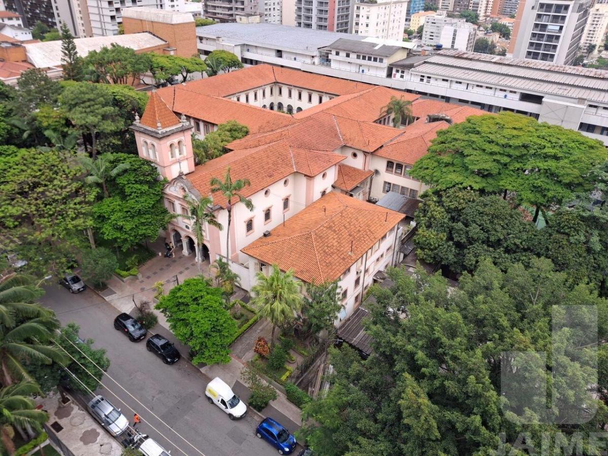 Apartamento 03 dormitórios, 01 vaga em Perdizes.
