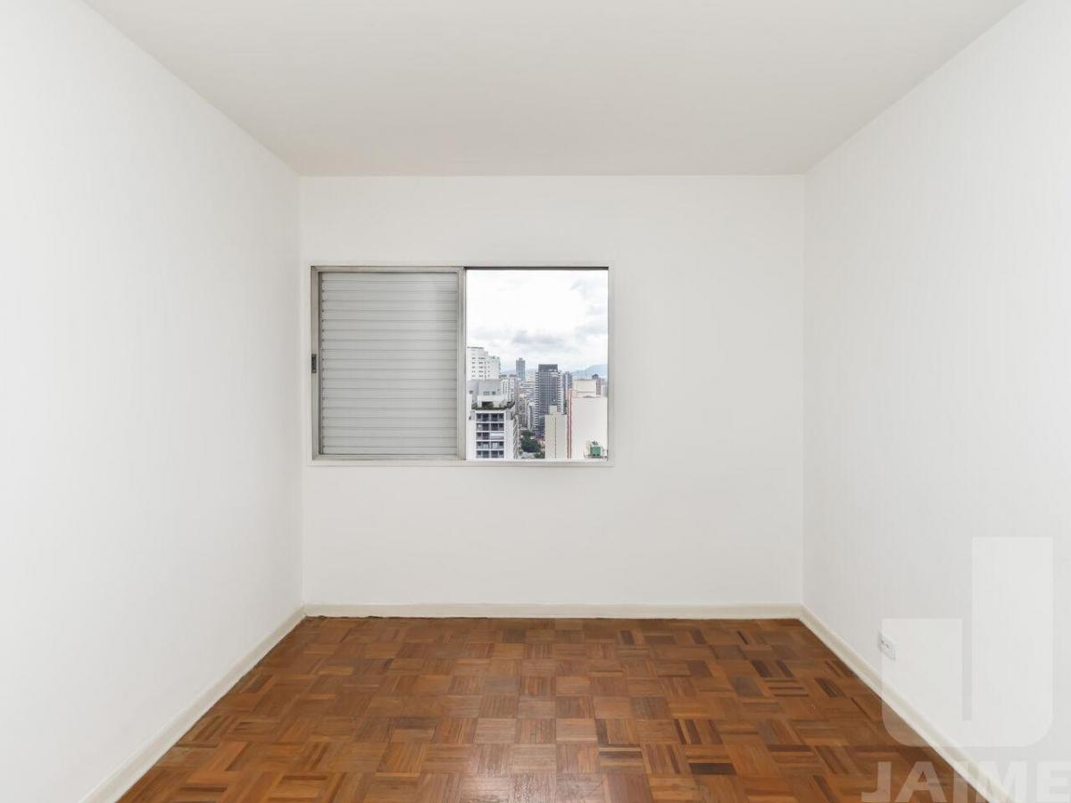 Apartamento 03 dormitórios, 01 vaga em Perdizes.