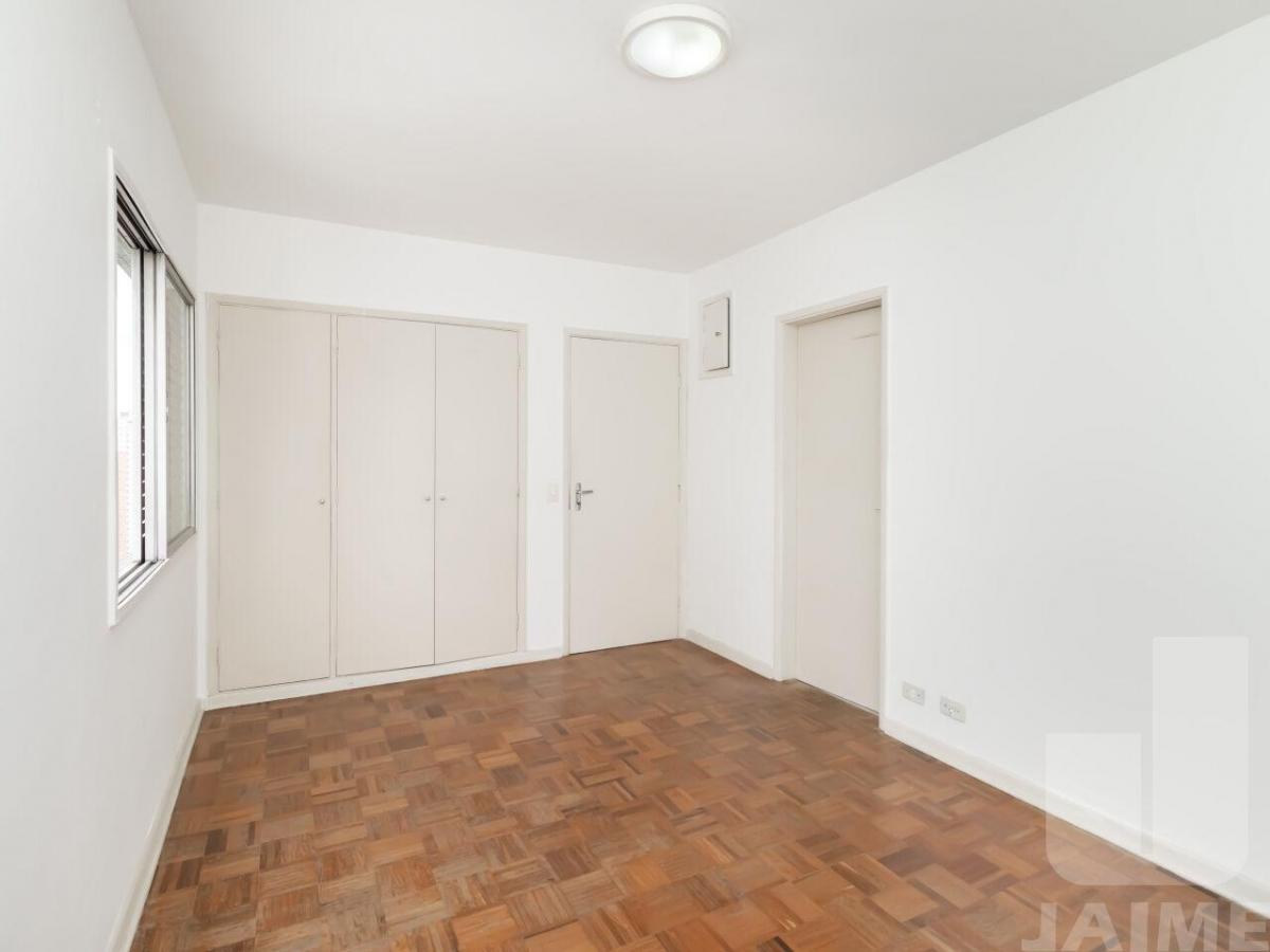 Apartamento 03 dormitórios, 01 vaga em Perdizes.