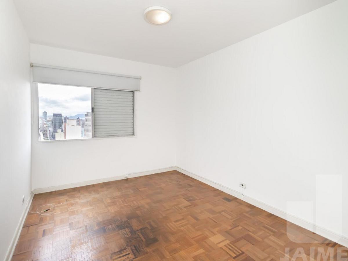 Apartamento 03 dormitórios, 01 vaga em Perdizes.