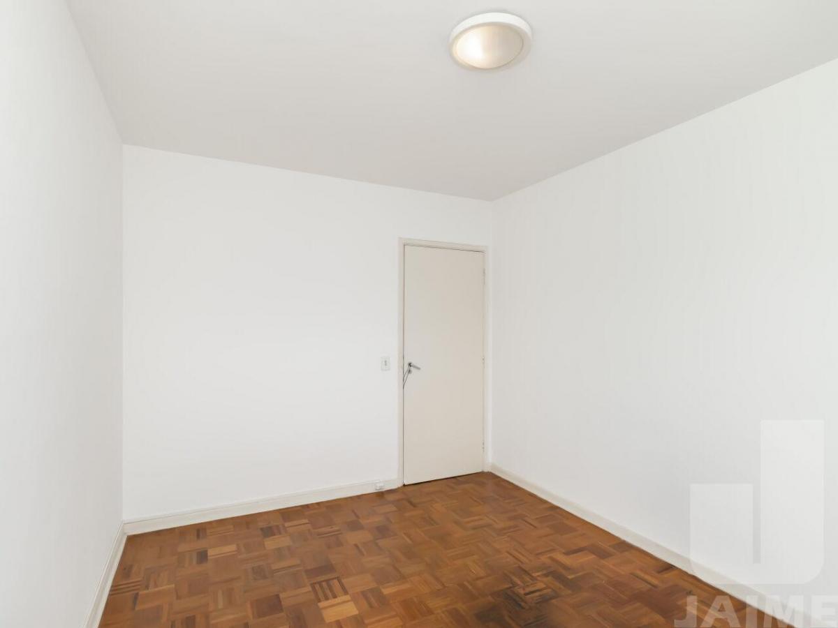 Apartamento 03 dormitórios, 01 vaga em Perdizes.