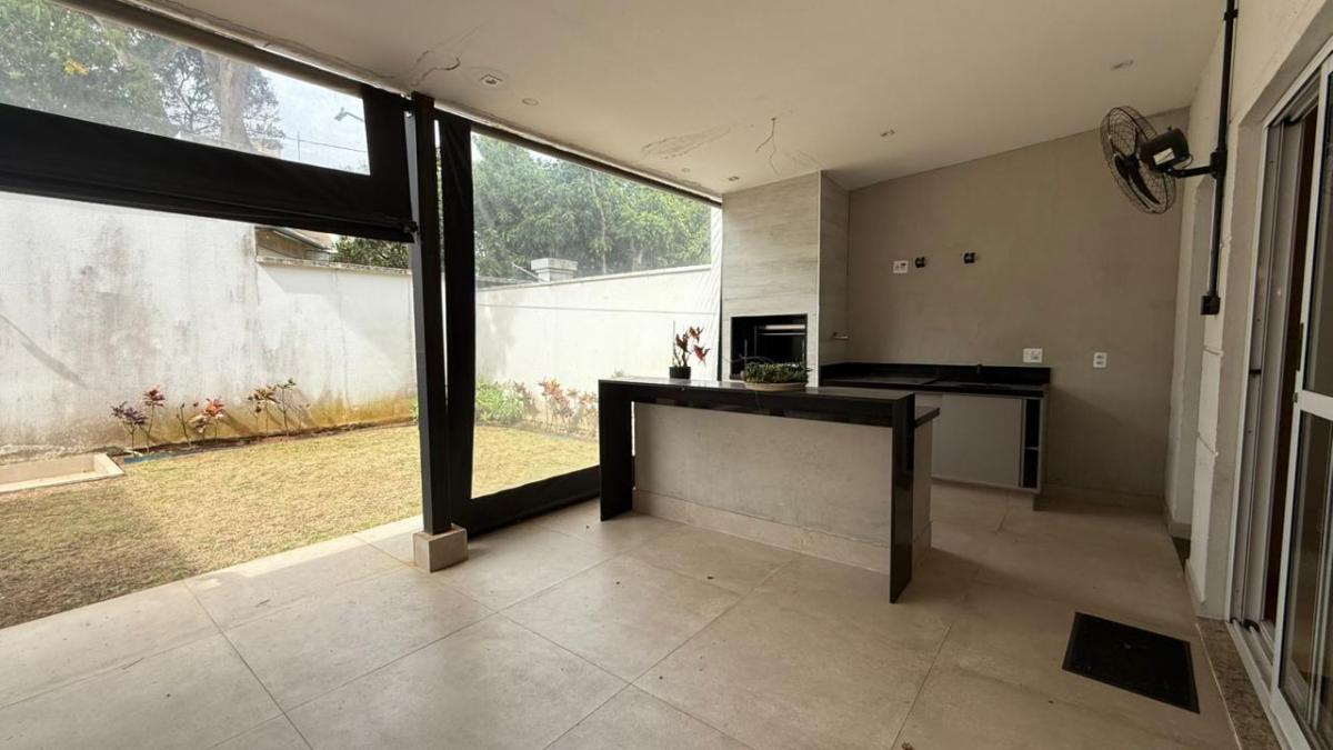 Oportunidade! Sobrado 180 m² no Parque dos Príncipes – Condomínio Fechado