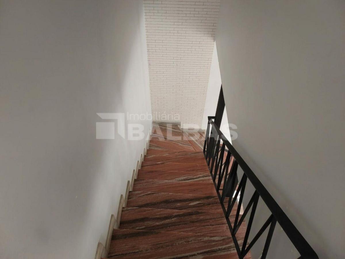 OPORTUNIDADE ÚNICA: Sobrado Espaçoso no Coração do Tatuapé – Ideal para Moradia ou Comércio!