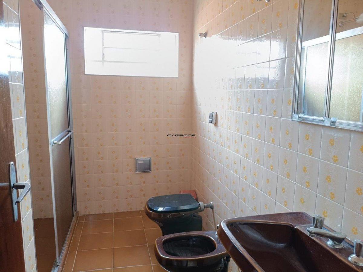 Casa à venda – no Jardim Santa Maria