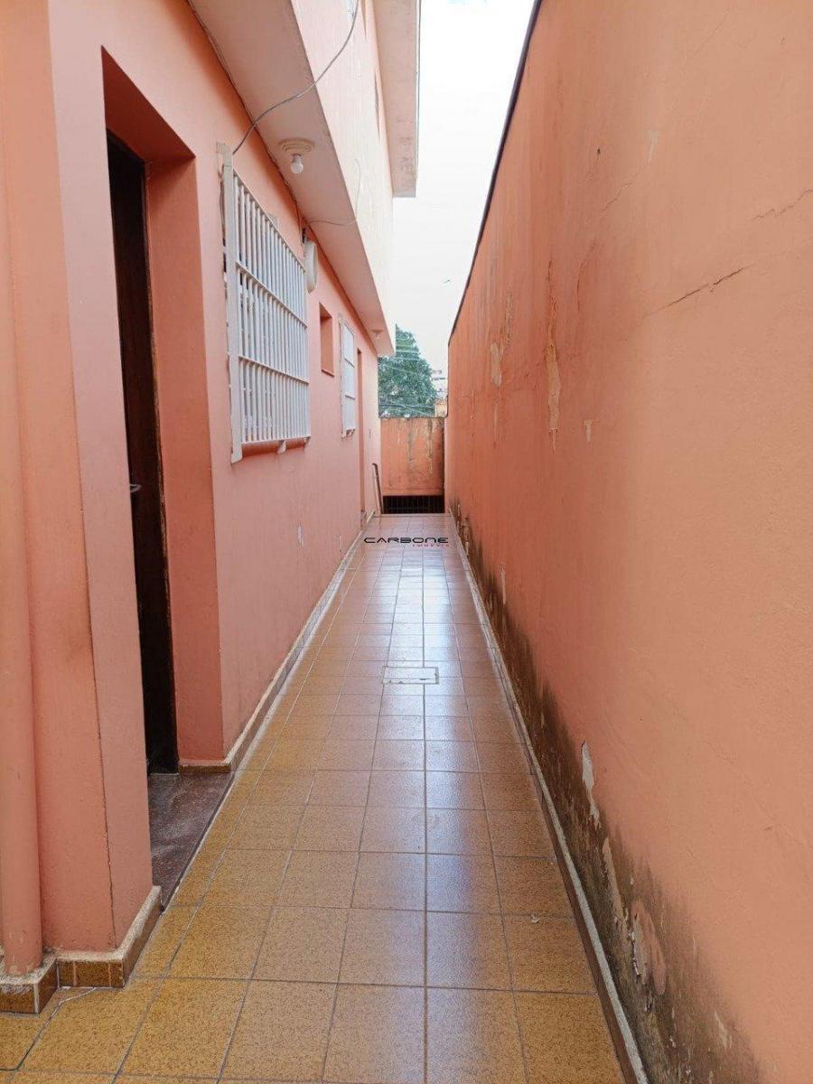 Casa à venda – no Jardim Santa Maria