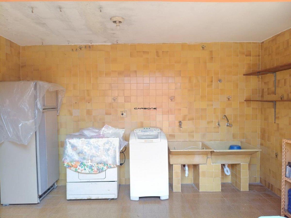 Casa à venda – no Jardim Santa Maria