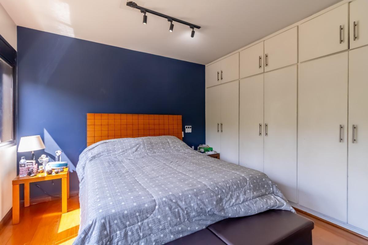 Lindo Duplex á venda na Vila Suzana 245 metros 3 suites 4 vagas FL34