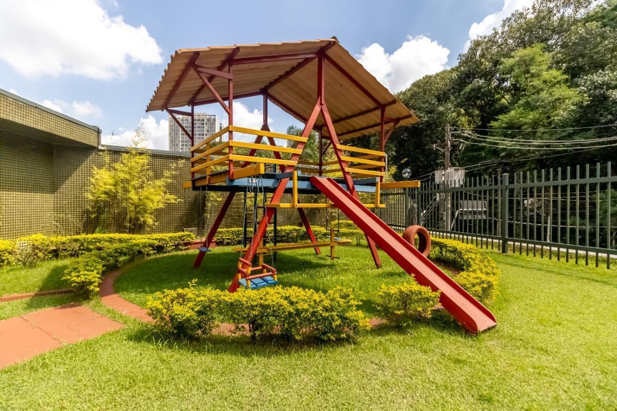 Lindo Duplex á venda na Vila Suzana 245 metros 3 suites 4 vagas FL34