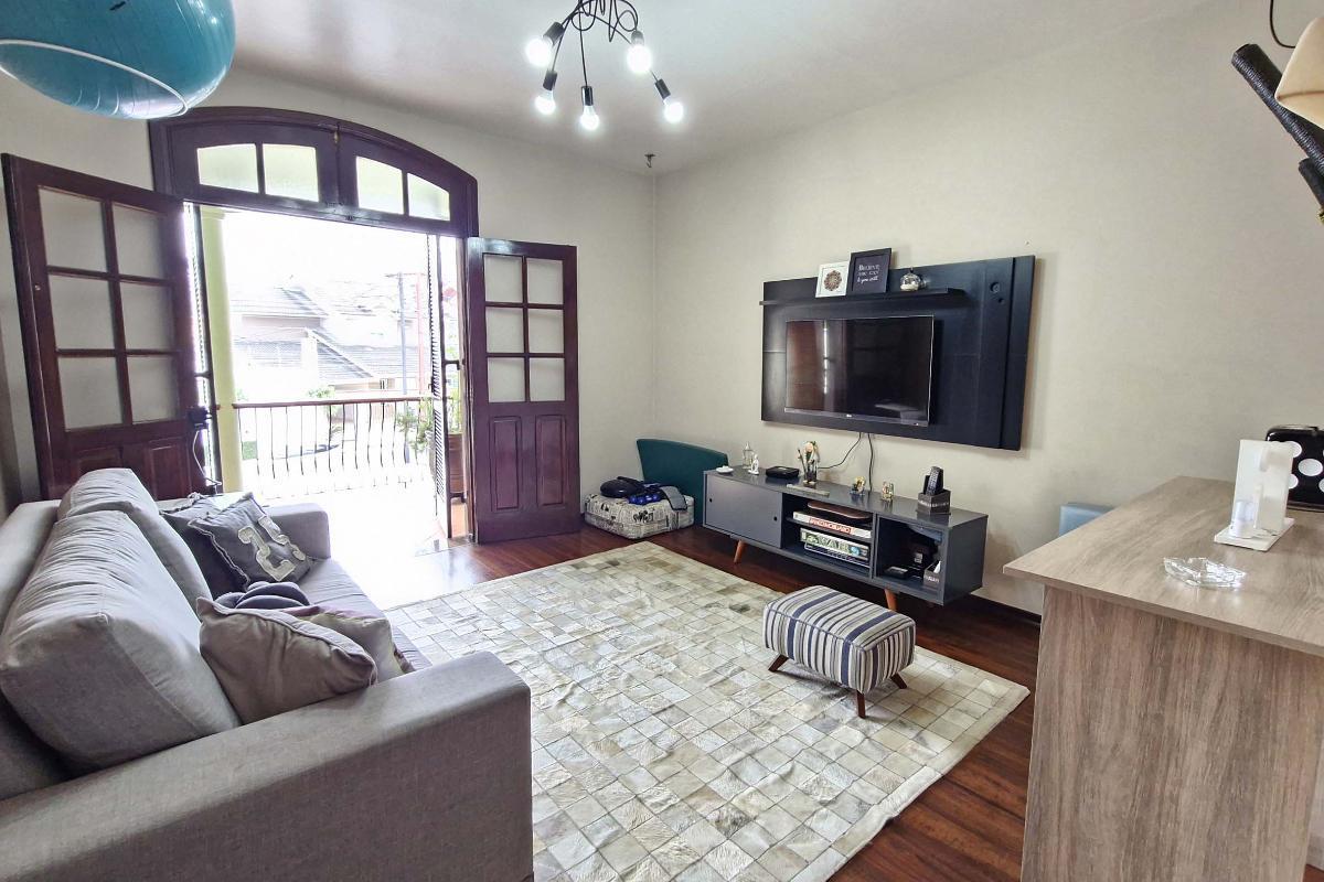 Aconchegante casa tipo para venda em Jardim Franca com 3 quartos, sendo 2 suítes, 305.3m² – remaxmam
