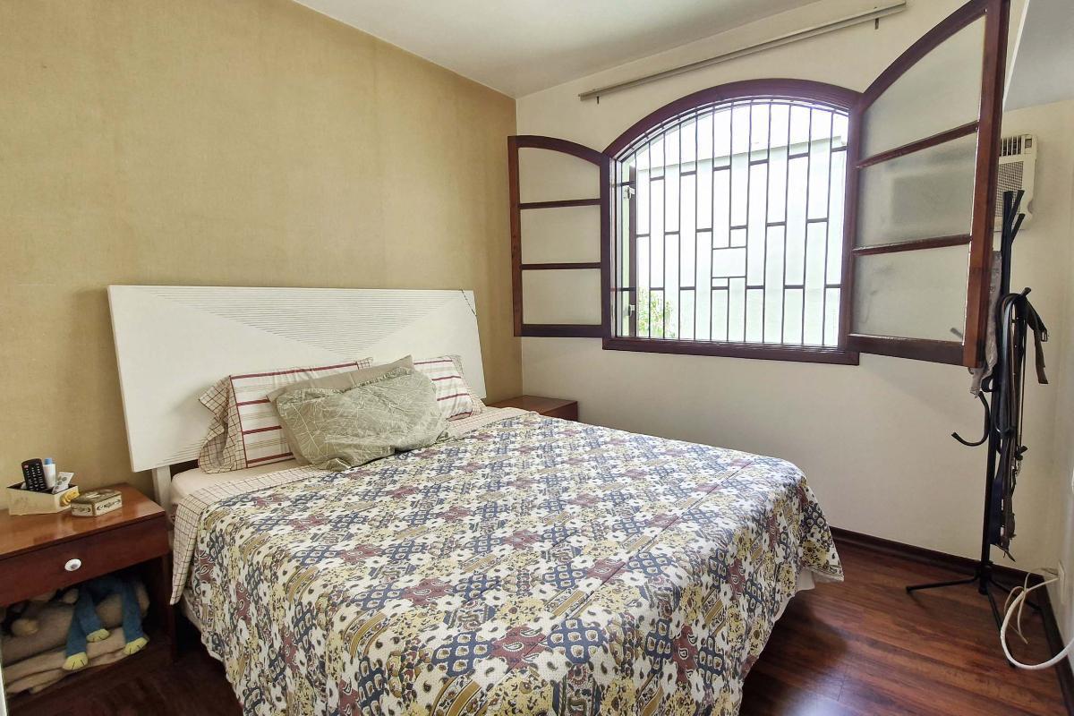 Aconchegante casa tipo para venda em Jardim Franca com 3 quartos, sendo 2 suítes, 305.3m² – remaxmam