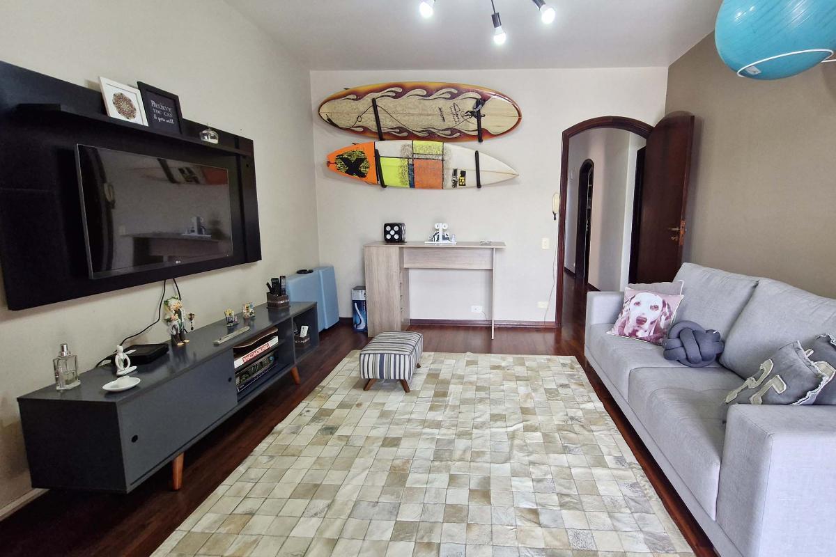 Aconchegante casa tipo para venda em Jardim Franca com 3 quartos, sendo 2 suítes, 305.3m² – remaxmam