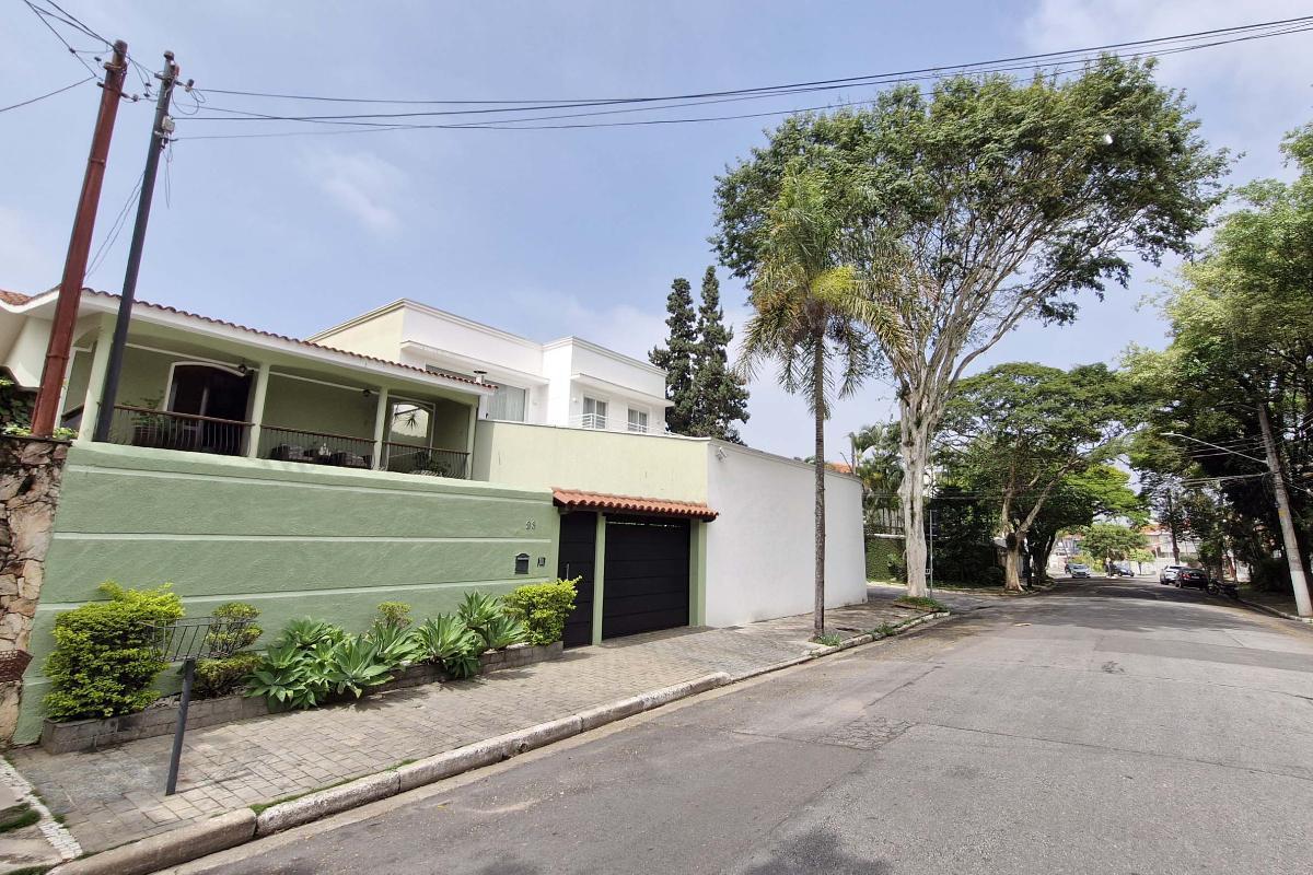 Aconchegante casa tipo para venda em Jardim Franca com 3 quartos, sendo 2 suítes, 305.3m² – remaxmam